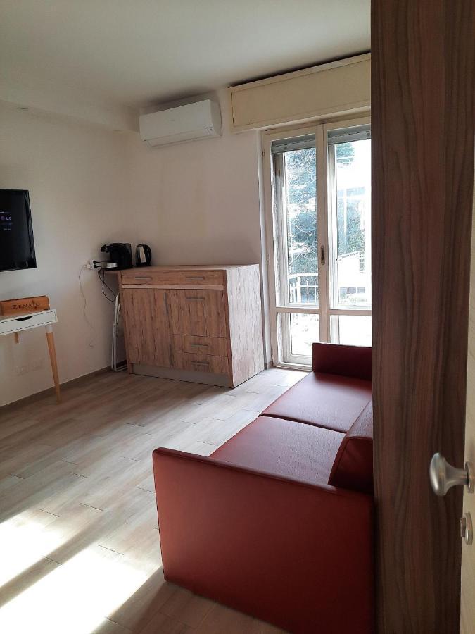 Adg Emilia 10 Appartamenti Del Garda Peschiera del Garda Exterior foto