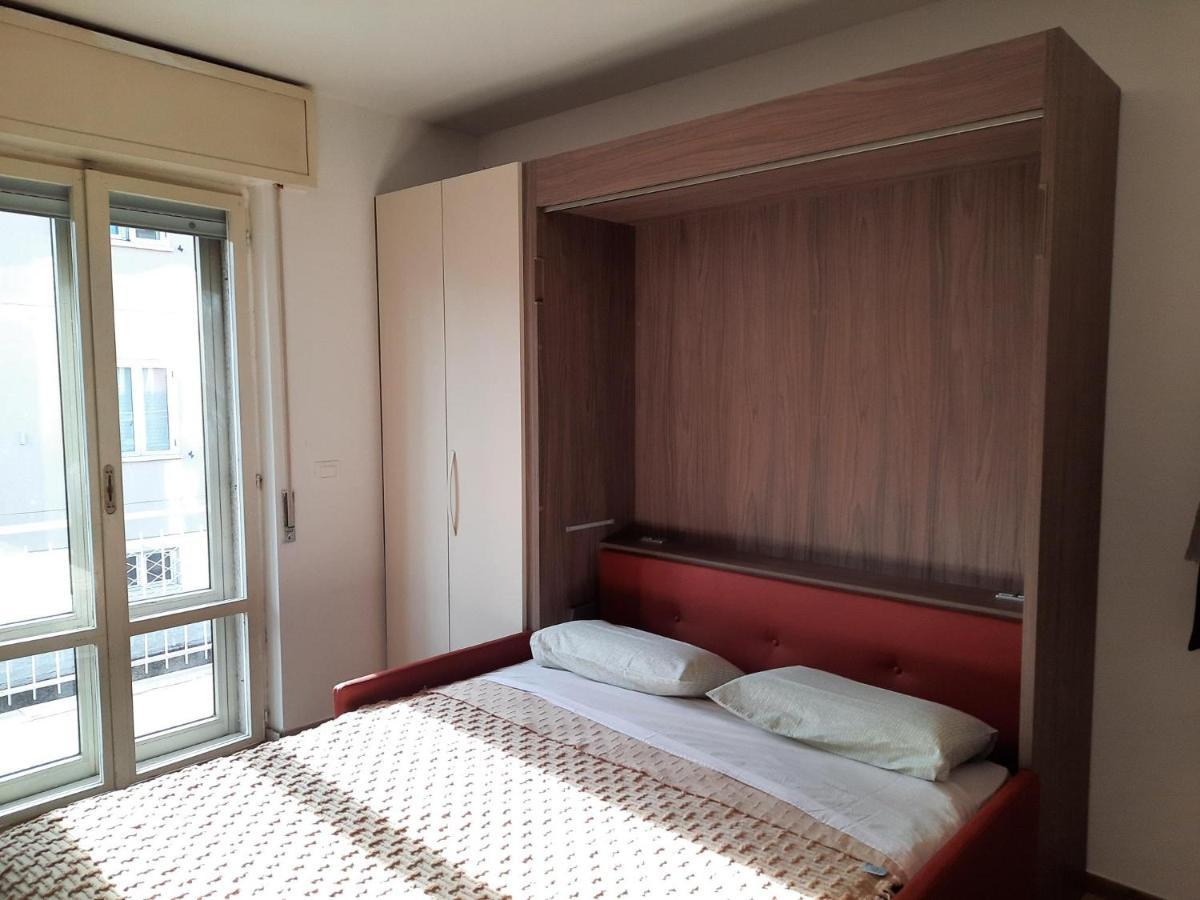 Adg Emilia 10 Appartamenti Del Garda Peschiera del Garda Exterior foto